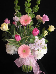 pretty pink flowers for a 10 year old balarina in new berlin, wi.